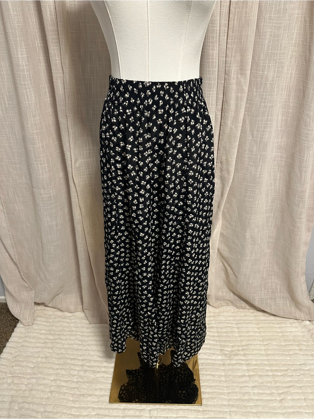 Olive Separates Black Floral Smocked-Waist Maxi Skirt